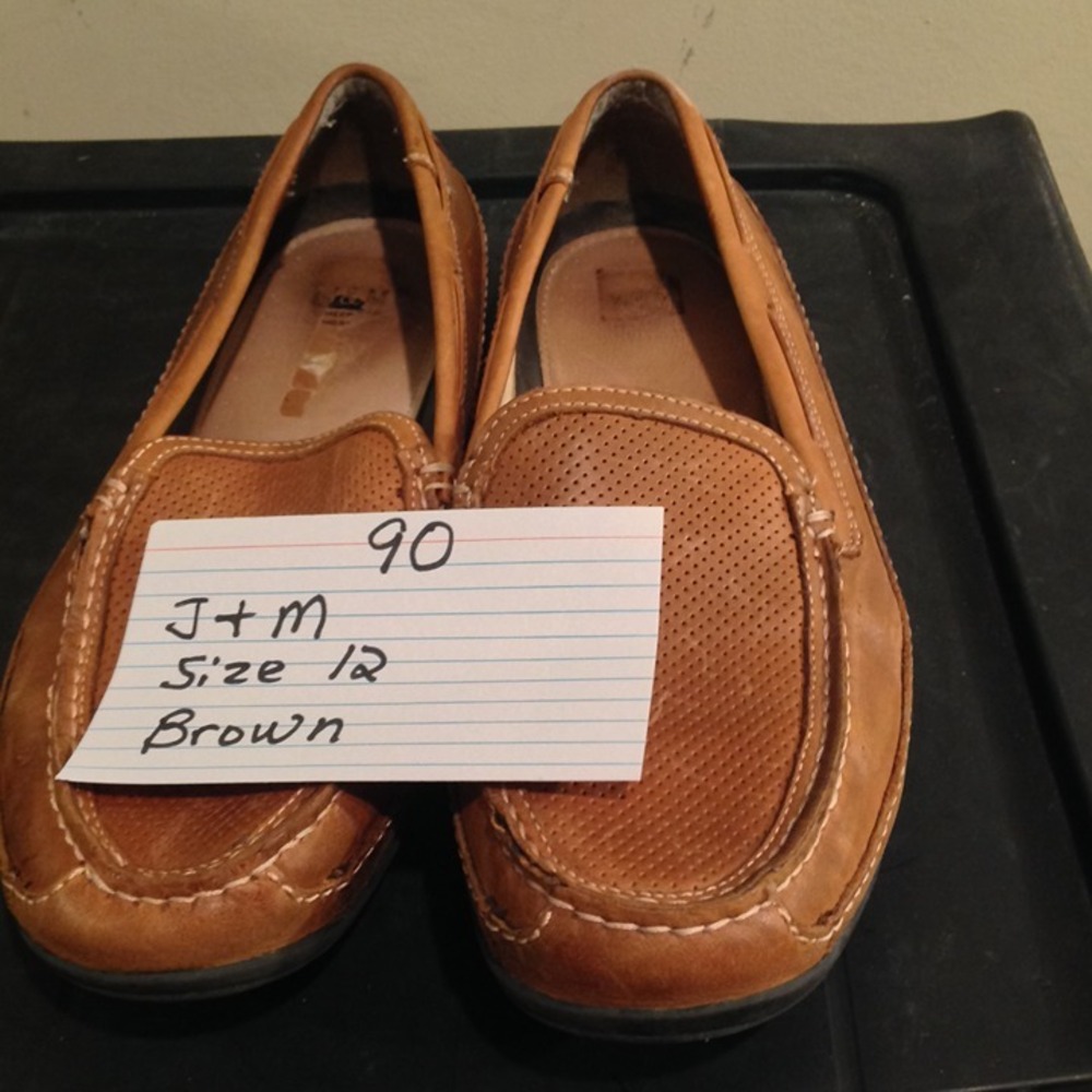 J&M Casual Slip On Size 12